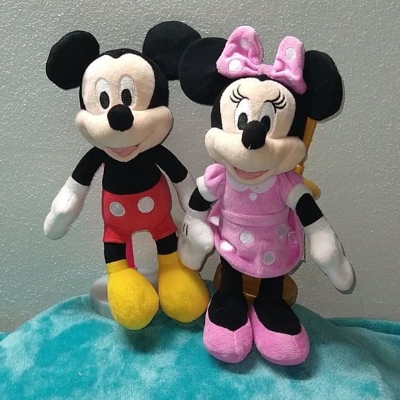 small minnie mouse plush